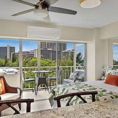 Waikiki Shore 515 Beachfront & Upgrade Apartman Honolulu Kültér fotó