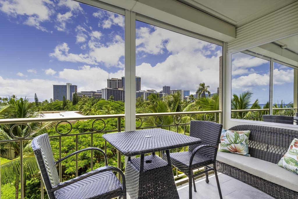 Waikiki Shore 515 Beachfront & Upgrade Apartman Honolulu Kültér fotó